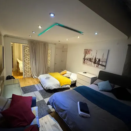 Cozy Rooms Near Central London-2
